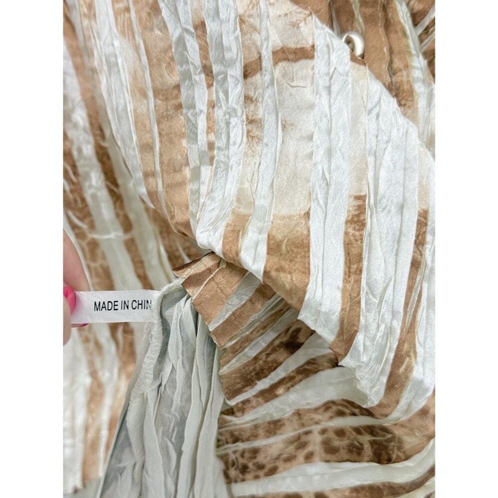 Cache Crinkle Pleated Button Front Satin Blouse Size M Boho Artsy Hippie Y2K - Picture 5 of 8